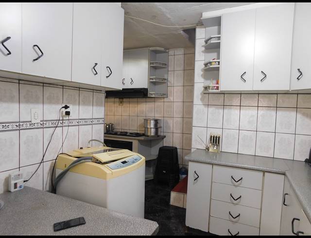 3 BEDROOM HOUSE FOR SALE IN MONTFORD